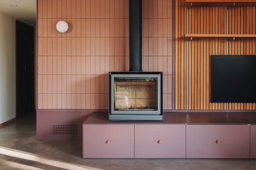 Wabamun Lake Cabin / Josh Kjenner Wabamun Lake Cabin / Josh Kjenner - Interior Photography, Kitchen, Wood, Glass