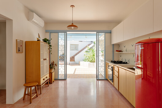 BF2 House / Peninsula Arquitetura BF2 House / Peninsula Arquitetura - Interior Photography, Kitchen, Wood, Lighting, Countertop