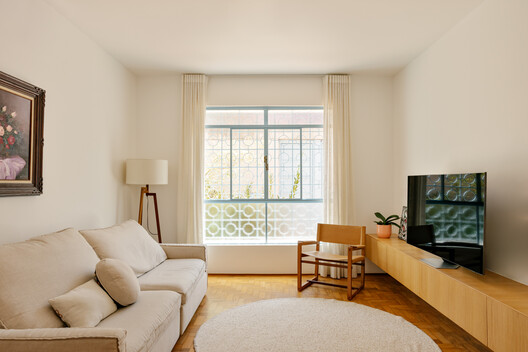 BF2 House / Peninsula Arquitetura BF2 House / Peninsula Arquitetura - Interior Photography, Living Room, Sofa, Wood, Lighting