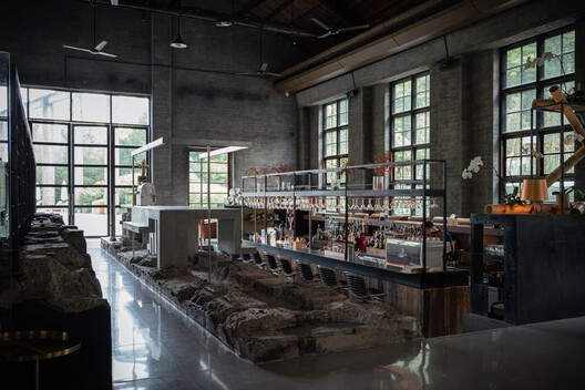 Sugar House + / Atelier Guo Sugar House + / Atelier Guo - Interior Photography, Glass, Chair