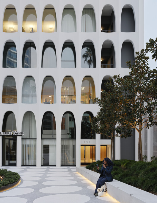 9720 Wilshire Building / Montalba Architects 9720 Wilshire Building / Montalba Architects - Exterior Photography