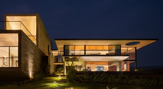 Nirvana House / unTAG Nirvana House / unTAG - Exterior Photography, Balcony, Courtyard