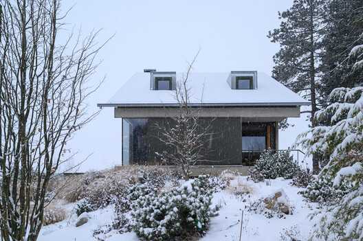 ZASIP house, renovation and expansion / Raketa ZASIP house, renovation and expansion / Raketa - Exterior Photography