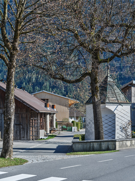Fire Station and Community Hall Mötz / Imgang Architekten Fire Station and Community Hall Mötz / Imgang Architekten - Image 16 of 27