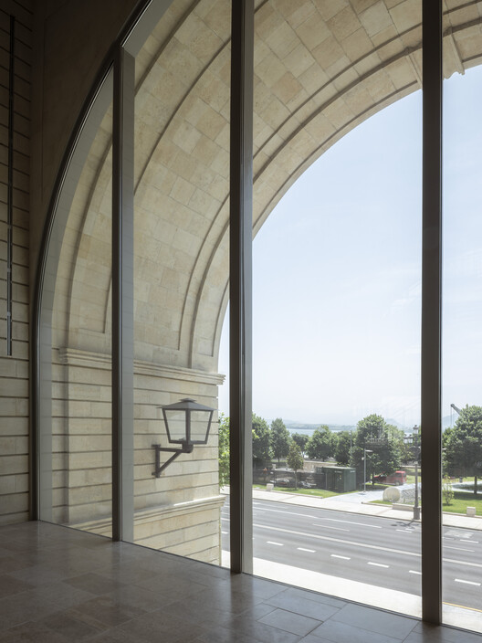 Faro Santander Museum / David Chipperfield Architects Faro Santander Museum / David Chipperfield Architects - Interior Photography, Arch, Glass, Concrete, Arcade