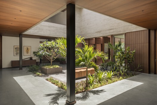 The Melody House / MODO Designs - Interior Photography, Courtyard