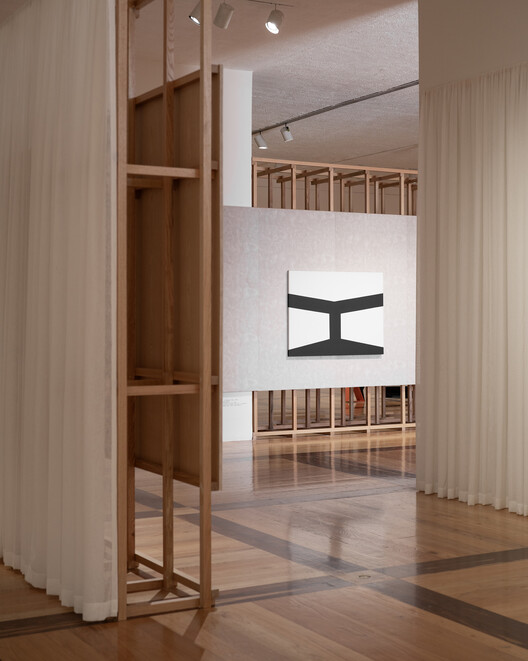 Exhibition Design for Constellations and Drifts: Latin American Art from the FEMSA Collection / Max von Werz Arquitectos + Mauricio Mesta Arquitectos - Image 4 of 21