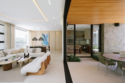 L.A. House / Emedos Proyectos L.A. House / Emedos Proyectos - Interior Photography, Wood, Sofa, Table, Lighting, Chair