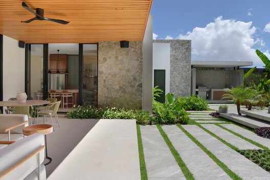 L.A. House / Emedos Proyectos L.A. House / Emedos Proyectos - Exterior Photography
