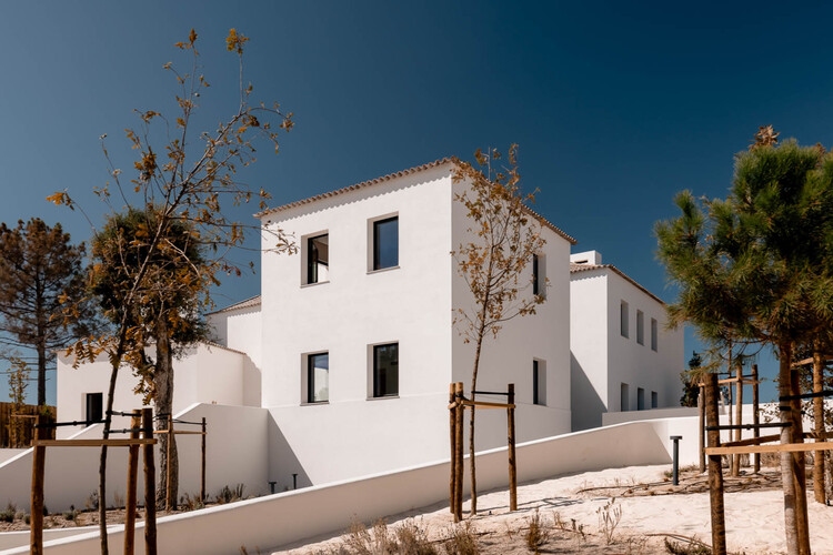 Vila Talha / Contacto Atlântico - Exterior Photography, Houses, Balcony