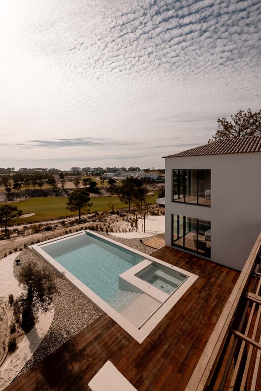 Vila Talha / Contacto Atlântico - Exterior Photography, Courtyard