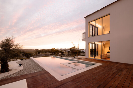 Vila Talha / Contacto Atlântico - Exterior Photography