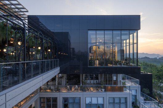 Green Heart Commercial Complex & A4X Art Center / E PLUS DESIGN Green Heart Commercial Complex & A4X Art Center / E PLUS DESIGN - Exterior Photography