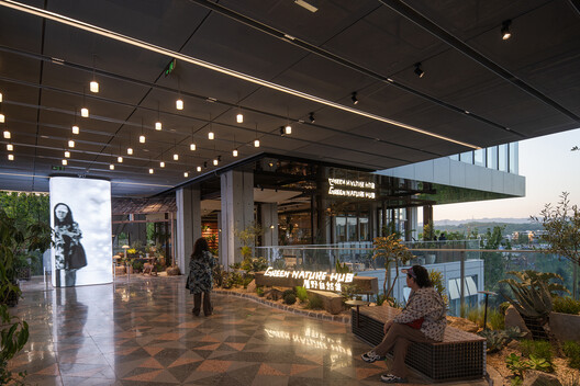 Green Heart Commercial Complex & A4X Art Center / E PLUS DESIGN Green Heart Commercial Complex & A4X Art Center / E PLUS DESIGN - Interior Photography