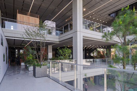 Green Heart Commercial Complex & A4X Art Center / E PLUS DESIGN Green Heart Commercial Complex & A4X Art Center / E PLUS DESIGN - Image 32 of 48