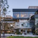 Green Heart Commercial Complex & A4X Art Center / E PLUS DESIGN - Exterior Photography, Retail , Balcony