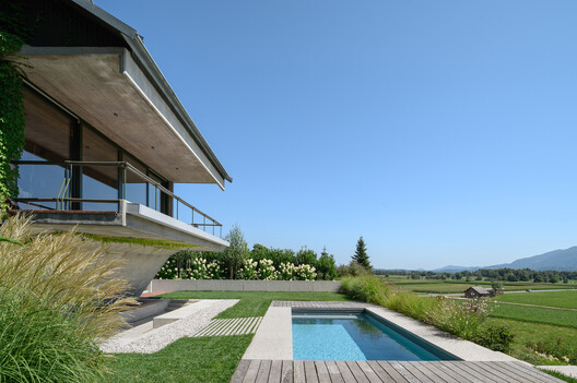 ZASIP house, renovation and expansion / Raketa ZASIP house, renovation and expansion / Raketa - Exterior Photography, Garden