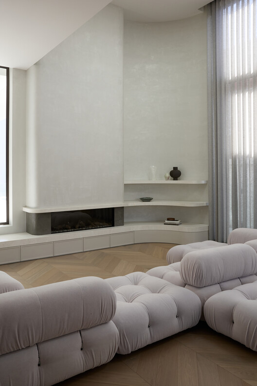 Thomas Residence / Embrace Architects Thomas Residence / Embrace Architects - Interior Photography, Living Room, Sofa