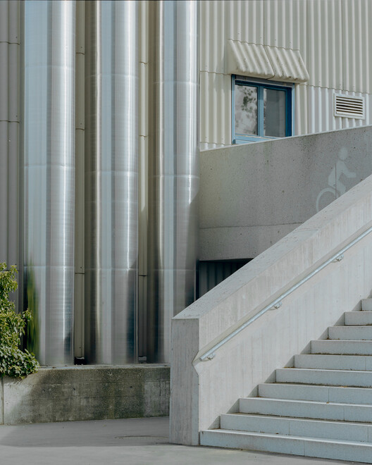 Limmattal Cantonal School / PENZISBETTINI Architekten Limmattal Cantonal School / PENZISBETTINI Architekten - Interior Photography, Stairs