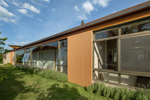 MA House – Atibaia / Estúdio Rossi Arquitetos MA House – Atibaia / Estúdio Rossi Arquitetos - Exterior Photography, Wood