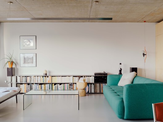 Apartamento Bentinck / agence ontwerp - Fotografía interior, Sala de estar, Madera, Mesas, Sillones, Iluminación, Sillas, Estanterías