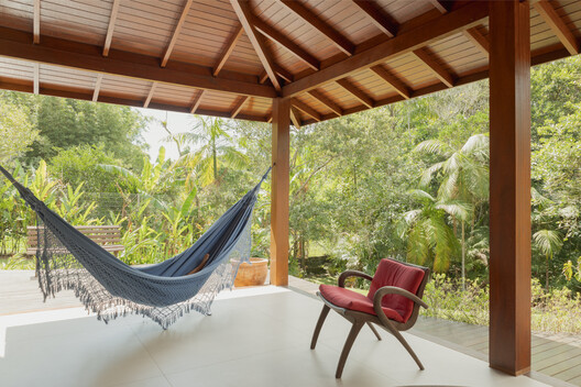 Jardim House Renovation / Baixo Impacto Arquitetura - Interior Photography, Wood, Beam, Patio