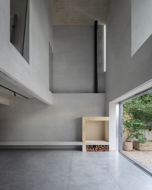 Blue House / extrastudio Blue House / extrastudio - Image 2 of 23