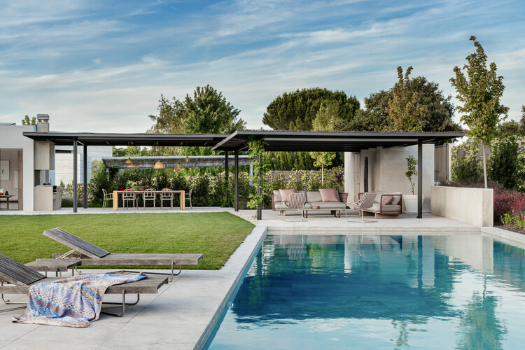 Breeze House / Ábaton - Residential Interiors