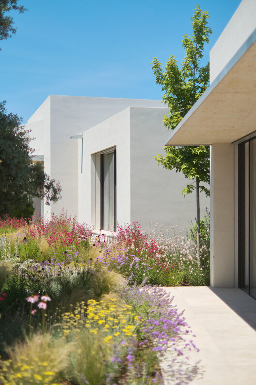 Breeze House / Ábaton Breeze House / Ábaton - Image 2 of 27