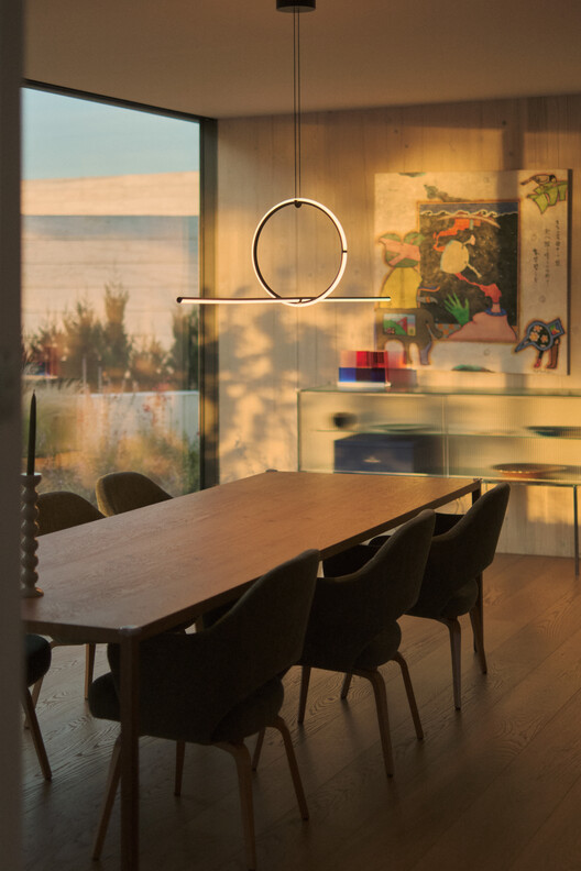 Breeze House / Ábaton Breeze House / Ábaton - Interior Photography, Dining room, Wood, Lighting, Chair