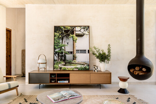 Villa Arena / Ábaton Villa Arena / Ábaton - Interior Photography, Living Room, Table