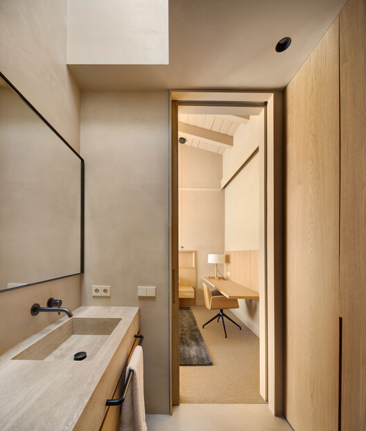 Mediterranean House / Dom Arquitectura  - Interior Photography, Bathroom, Wood