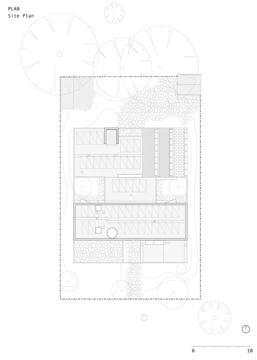 A Courtyard House / Office MI—JI A Courtyard House / Office MI—JI - Image 36 of 40