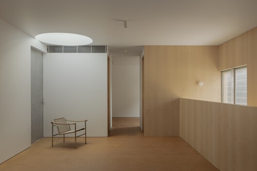 A Courtyard House / Office MI—JI A Courtyard House / Office MI—JI - Interior Photography, Wood