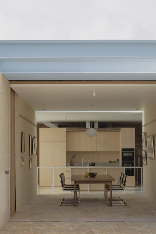 A Courtyard House / Office MI—JI A Courtyard House / Office MI—JI - Interior Photography, Kitchen, Wood, Glass