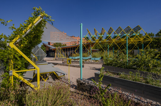 'Circulating' Garden for the Circular Economy Innovation Center (CIEC) / gaSSz arquitectos 'Circulating' Garden for the Circular Economy Innovation Center (CIEC) / gaSSz arquitectos - Image 10 of 26