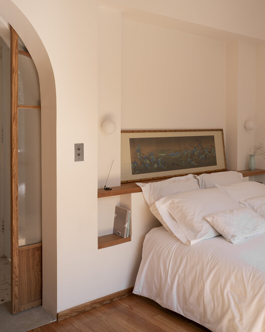 Refurbishment Popocatépetl 35 / Studio Font Refurbishment Popocatépetl 35 / Studio Font - Interior Photography, Bedroom, Bed, Wood, Lighting