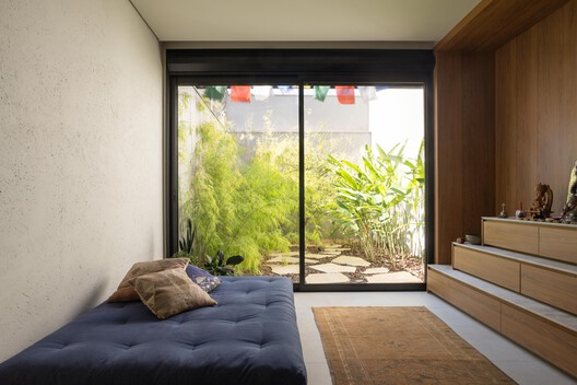 Curved House / efcarquitetura Curved House / efcarquitetura - Interior Photography, Wood