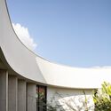 Casa Curva / efcarquitetura - fotografía exterior, hormigón