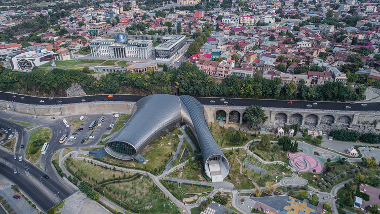 Complexo Cultural Rike Park do Studio Fuksas aprovado para demolição pela Prefeitura de Tbilisi - Mais imagens