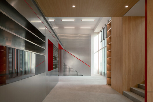 REDGE Contemporary Art Center  / Atelier Meadow - Image 26 of 49