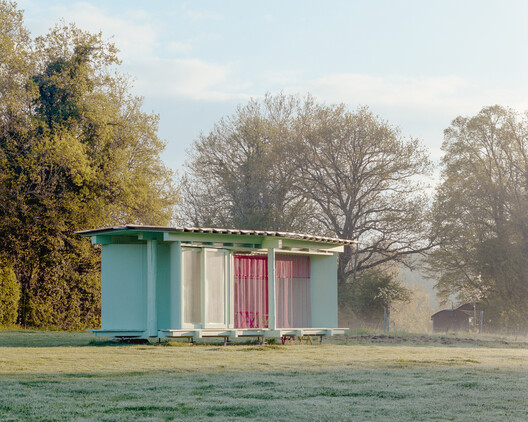 Pavillon of the Sliding Doors / Piertzovanis Toews Pavillon of the Sliding Doors / Piertzovanis Toews - Exterior Photography