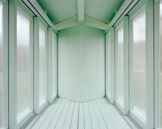 Pavillon of the Sliding Doors / Piertzovanis Toews Pavillon of the Sliding Doors / Piertzovanis Toews - Image 4 of 21