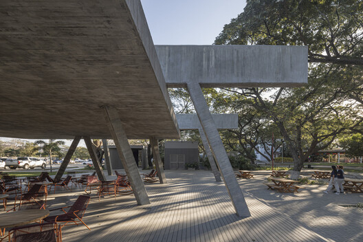 Student Center Santa Marta / El Equipo Mazzanti Student Center Santa Marta / El Equipo Mazzanti - Exterior Photography, Concrete