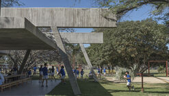 Student Center Santa Marta / El Equipo Mazzanti