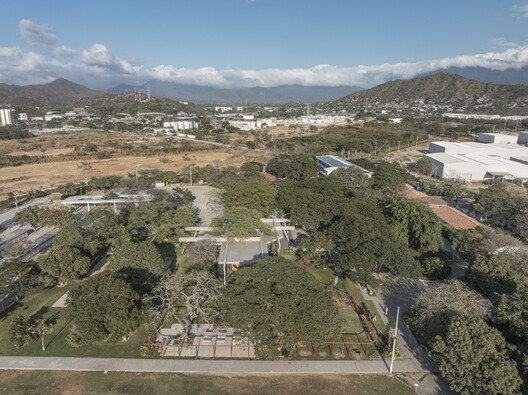 Student Center Santa Marta / El Equipo Mazzanti Student Center Santa Marta / El Equipo Mazzanti - Image 26 of 38