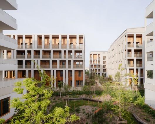 Racine Carrée Social Housing / rue royale architectes Racine Carrée Social Housing / rue royale architectes - Exterior Photography