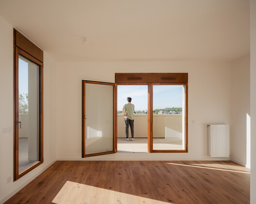 Racine Carrée Social Housing / rue royale architectes Racine Carrée Social Housing / rue royale architectes - Interior Photography, Wood