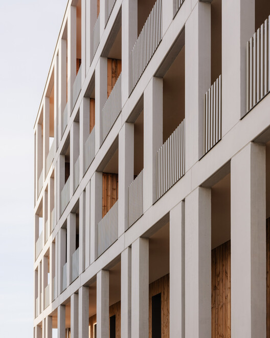 Racine Carrée Social Housing / rue royale architectes Racine Carrée Social Housing / rue royale architectes - Image 18 of 27