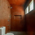 Splitscape Residence / SpaceDNA - Interior Photography, Houses, Bathroom, Sink, Toilet